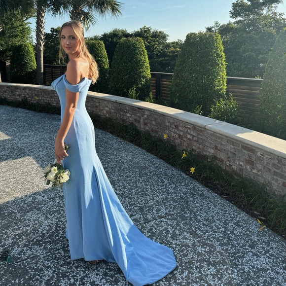 Sky blue Oscar de la Renta Gown worn once
